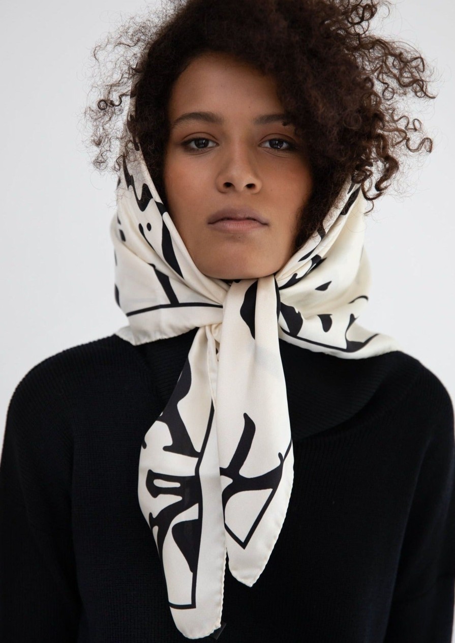 Accessories Katri Niskanen | Katri Niskanen Scarf, Ivory