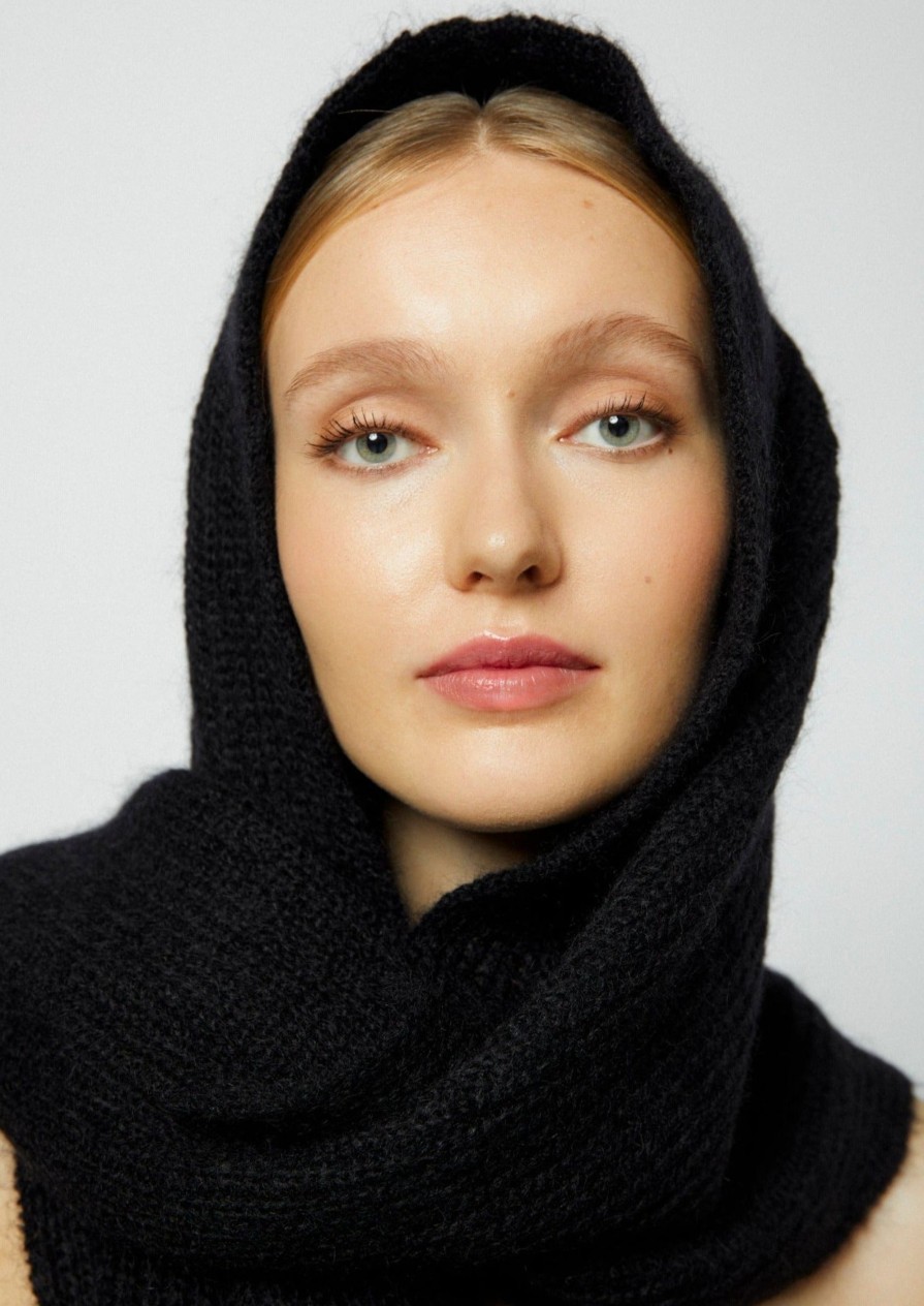 Knitwear Katri Niskanen | Sofi Mohair Scarf, Black